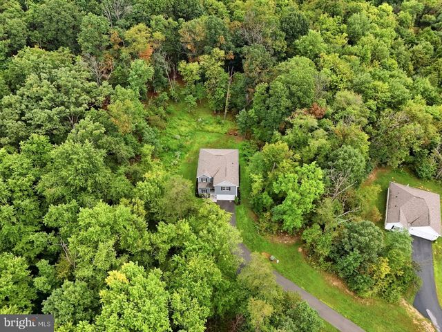 203 RAPPAHANNOCK RUN, Falling Waters, WV 25419
