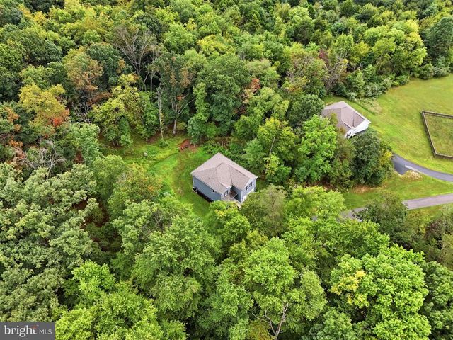 203 RAPPAHANNOCK RUN, Falling Waters, WV 25419