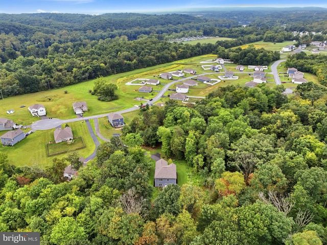203 RAPPAHANNOCK RUN, Falling Waters, WV 25419