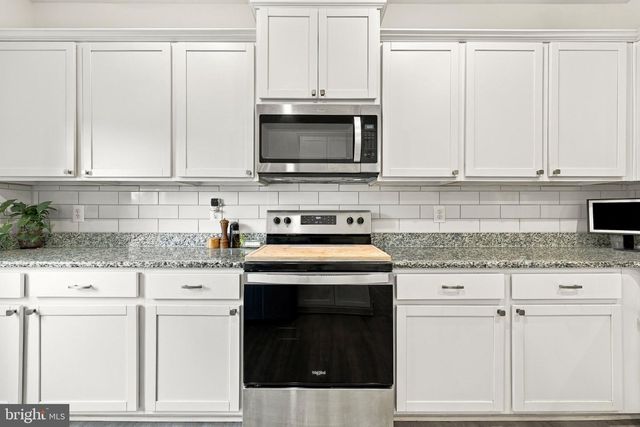 203 RAPPAHANNOCK RUN, Falling Waters, WV 25419