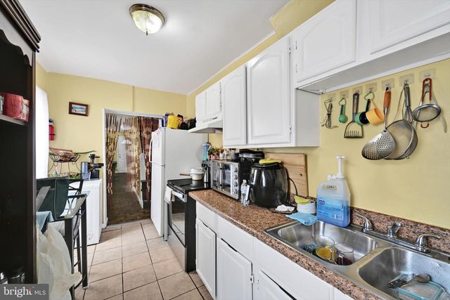 324 CEDAR ST, Reading, PA 19601