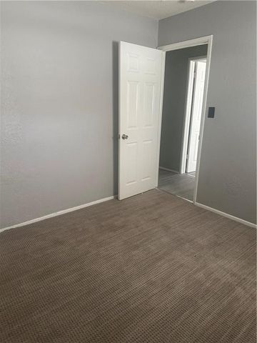 2532 S 51st Terrace, Kansas City, KS 66106