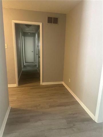 2532 S 51st Terrace, Kansas City, KS 66106