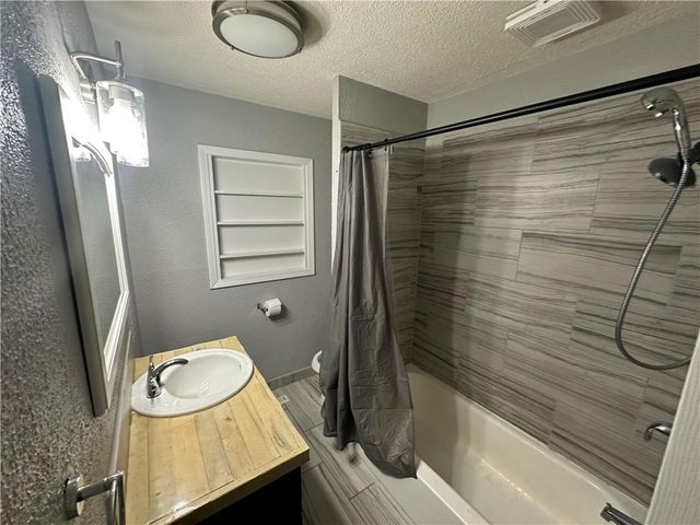 2532 S 51st Terrace, Kansas City, KS 66106