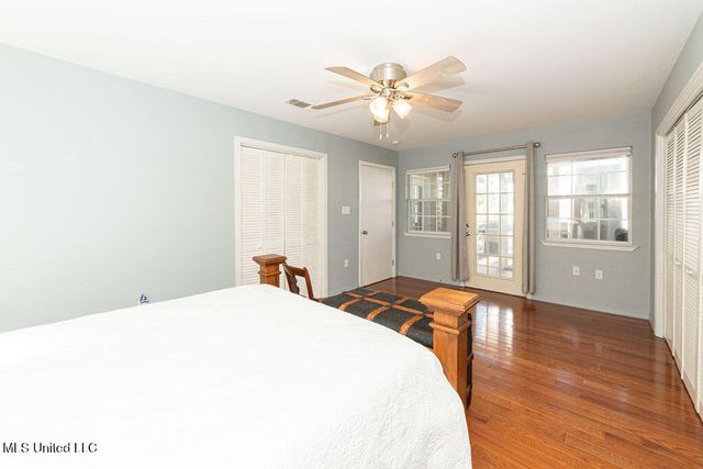 114 Menge Avenue, Pass Christian, MS 39571