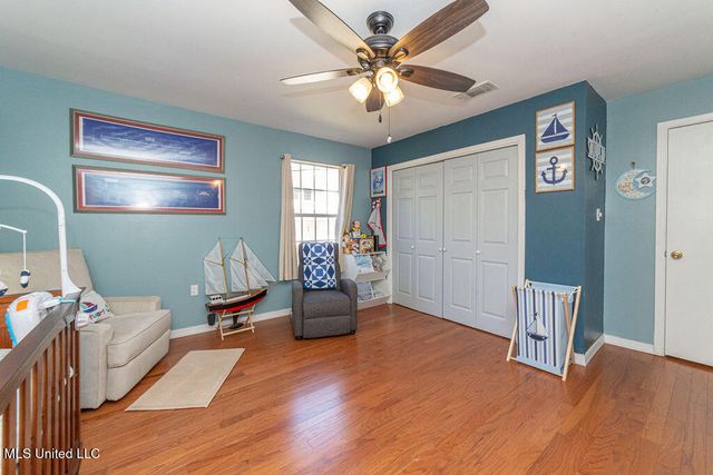 114 Menge Avenue, Pass Christian, MS 39571