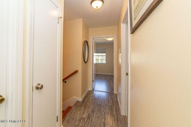 114 Menge Avenue, Pass Christian, MS 39571