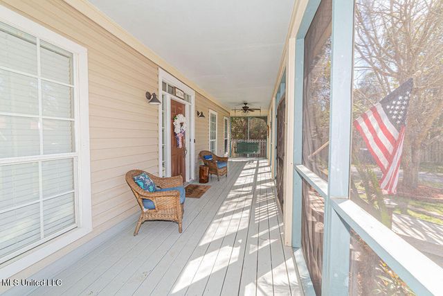 114 Menge Avenue, Pass Christian, MS 39571