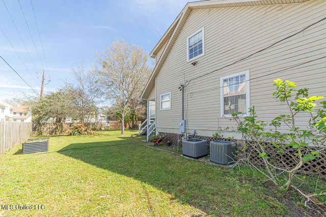 114 Menge Avenue, Pass Christian, MS 39571