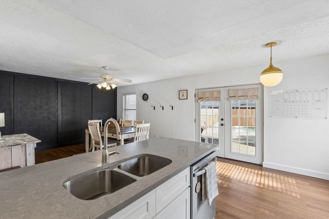 3437 Castle Rock Lane, Garland, TX 75044