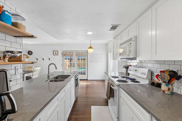3437 Castle Rock Lane, Garland, TX 75044