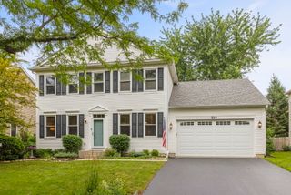 734 Lenox Avenue, Bolingbrook, IL 60490