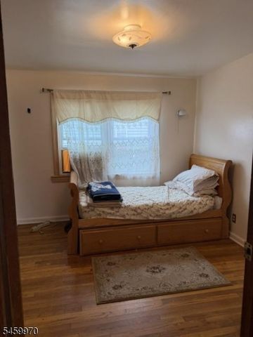 290 Jensen Ave, Rahway City, NJ 07065