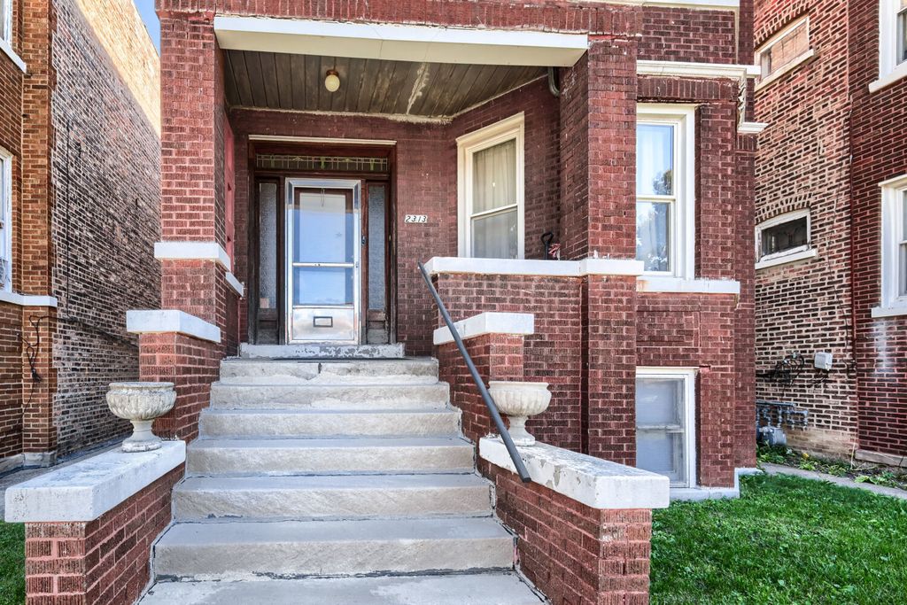 2313 S 61st Court, Cicero, IL 60804 — exterior