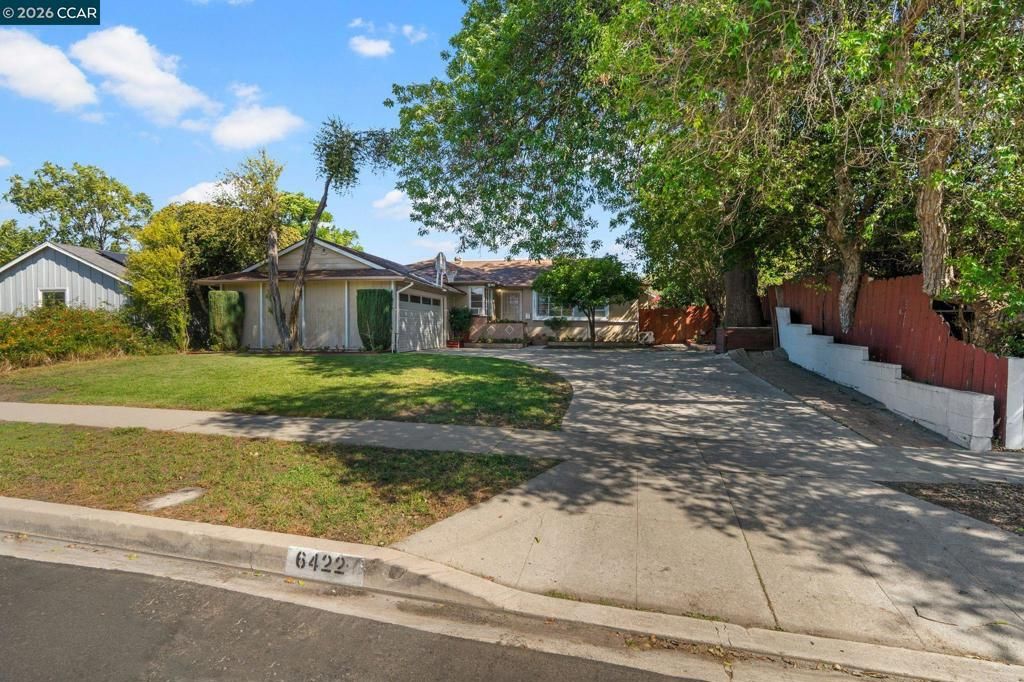 6422 Lubao Ave, Woodland Hills, CA 91367 — photo 2