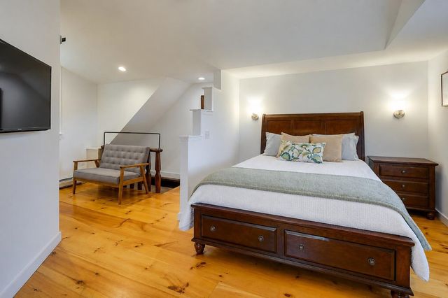 190 Route 11 Unit 2, Peru, VT 05152