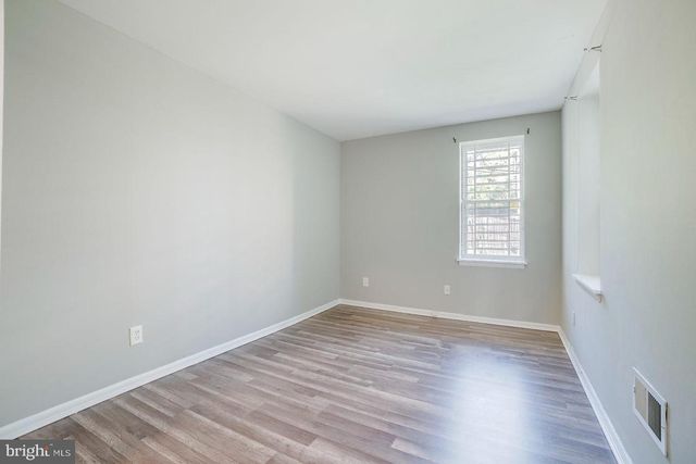 1522 E BALTIMORE ST, Baltimore, MD 21231