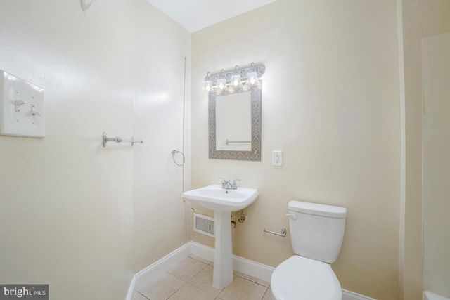 1522 E BALTIMORE ST, Baltimore, MD 21231