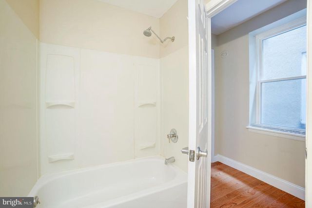1522 E BALTIMORE ST, Baltimore, MD 21231