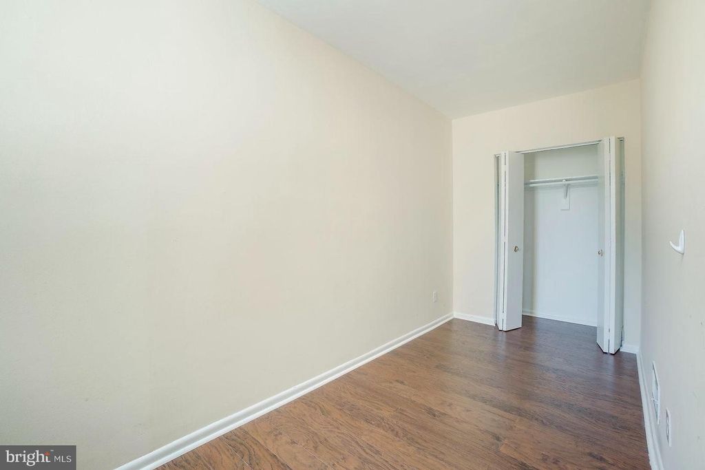 Image 39 of property listing at 1522 E BALTIMORE ST, Baltimore, MD 21231