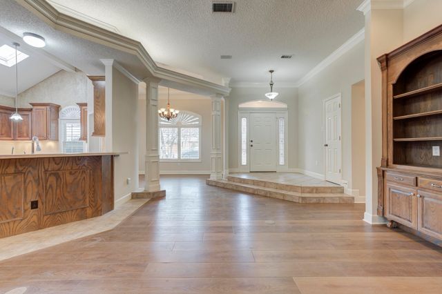 10502 Gary Avenue, Lubbock, TX 79423