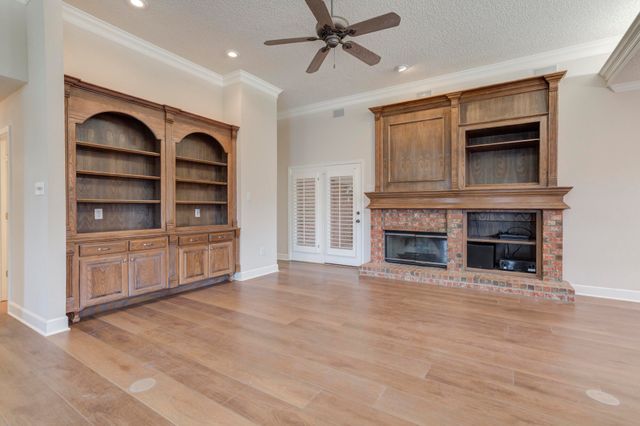 10502 Gary Avenue, Lubbock, TX 79423