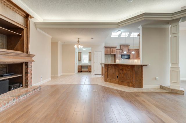 10502 Gary Avenue, Lubbock, TX 79423