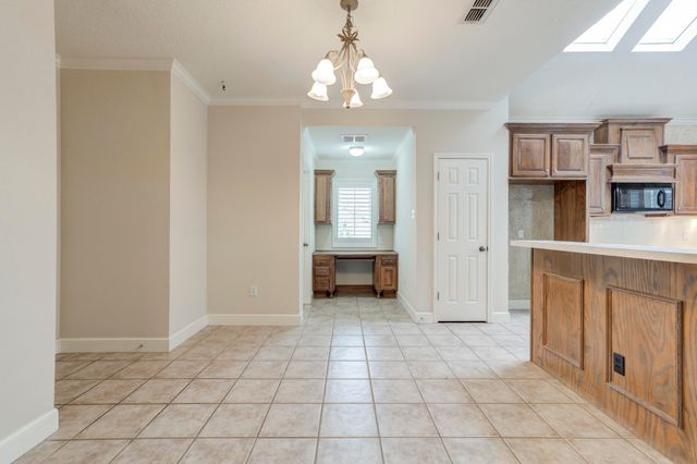 10502 Gary Avenue, Lubbock, TX 79423