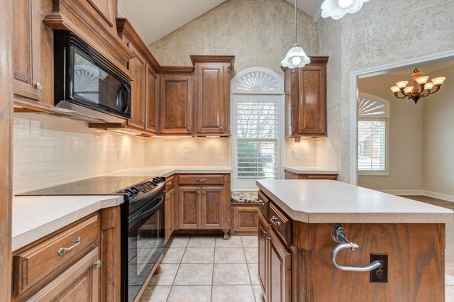 10502 Gary Avenue, Lubbock, TX 79423