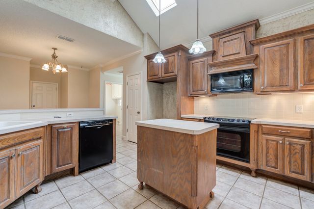 10502 Gary Avenue, Lubbock, TX 79423