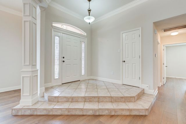 10502 Gary Avenue, Lubbock, TX 79423