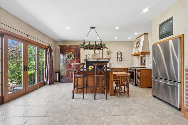 1900 Valentine Drive, Marion, IA 52302