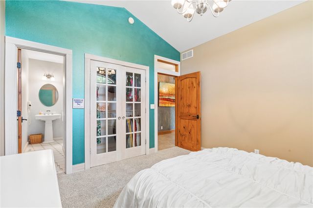 1900 Valentine Drive, Marion, IA 52302