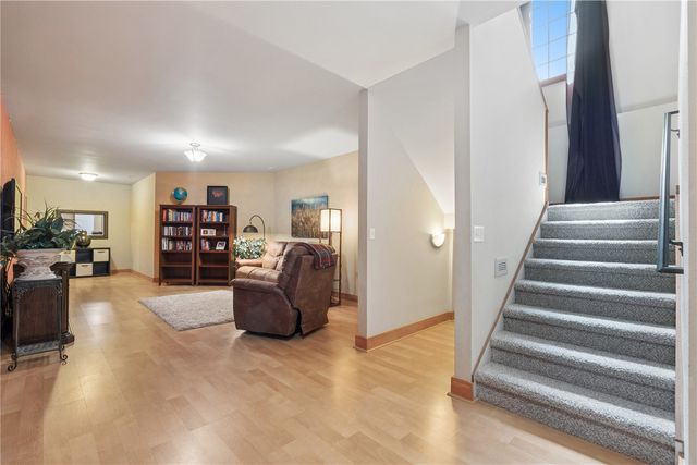 1900 Valentine Drive, Marion, IA 52302