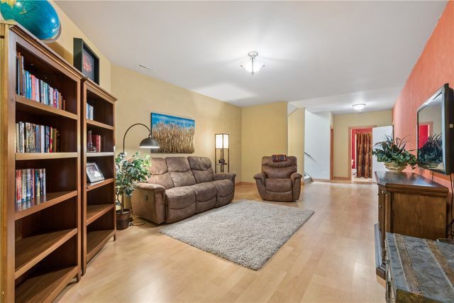 1900 Valentine Drive, Marion, IA 52302