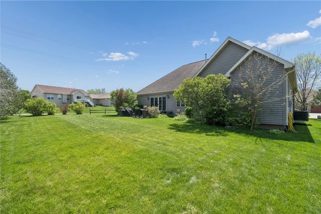 1900 Valentine Drive, Marion, IA 52302