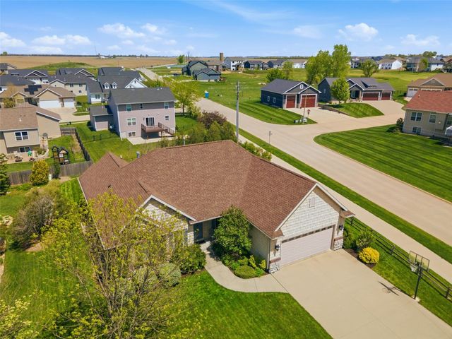 1900 Valentine Drive, Marion, IA 52302