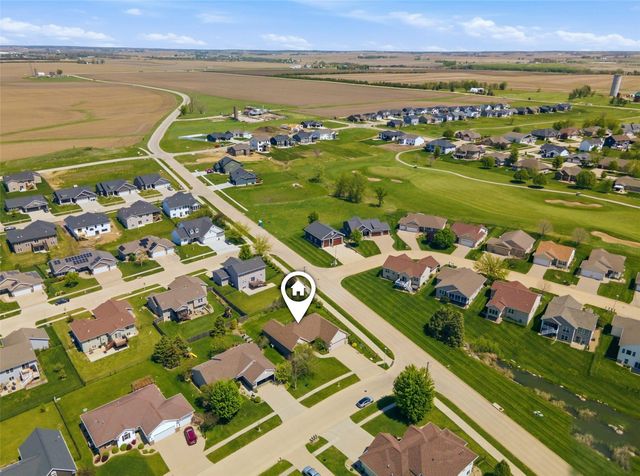 1900 Valentine Drive, Marion, IA 52302