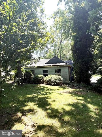 22 FAIRVIEW STREET, Carlisle, PA 17015