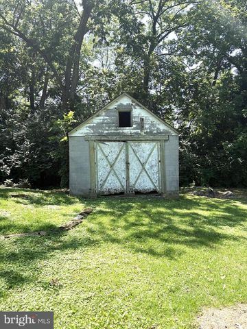 22 FAIRVIEW STREET, Carlisle, PA 17015