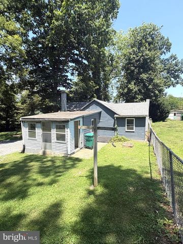 22 FAIRVIEW STREET, Carlisle, PA 17015