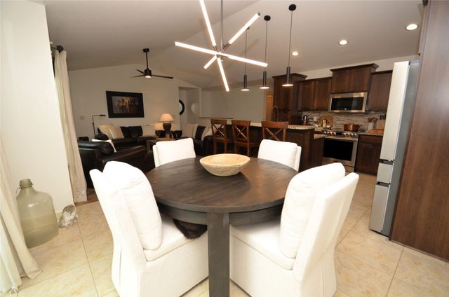 8225 Nelson Street, West Des Moines, IA 50266