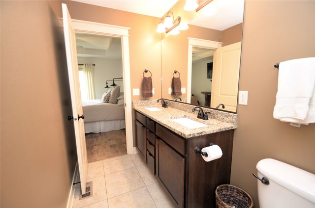 8225 Nelson Street, West Des Moines, IA 50266