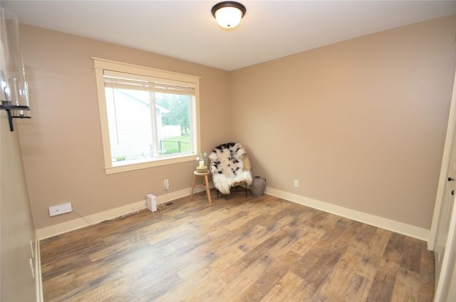 8225 Nelson Street, West Des Moines, IA 50266