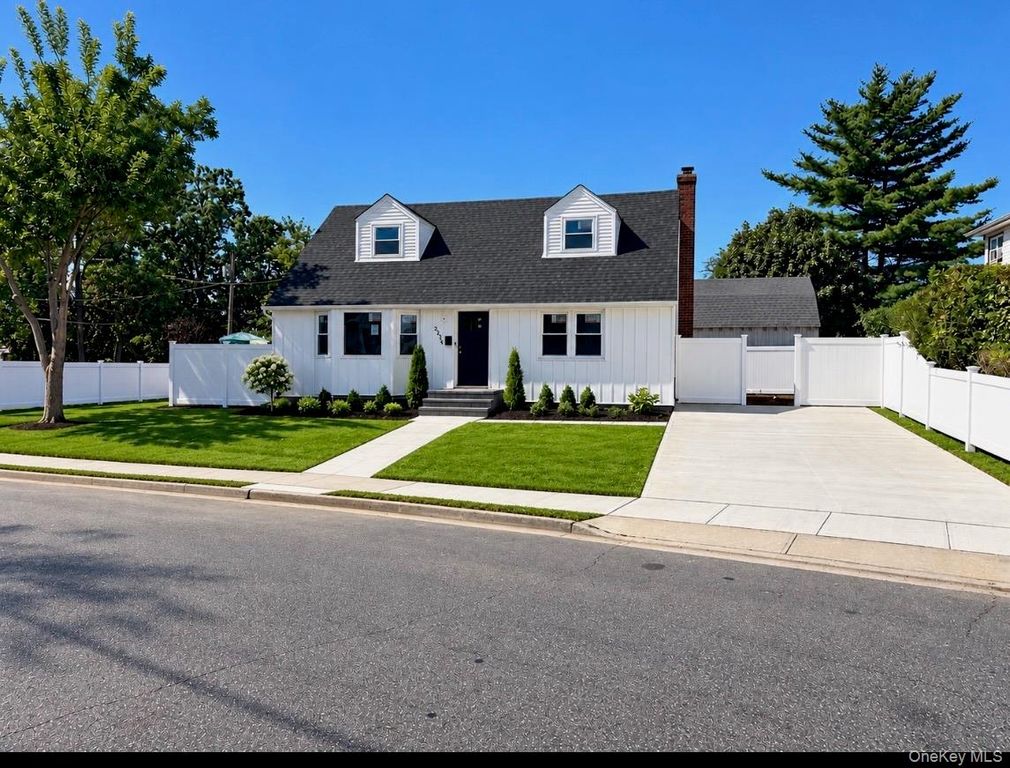 2216 Brooklyn Avenue, Merrick, NY 11566 — exterior