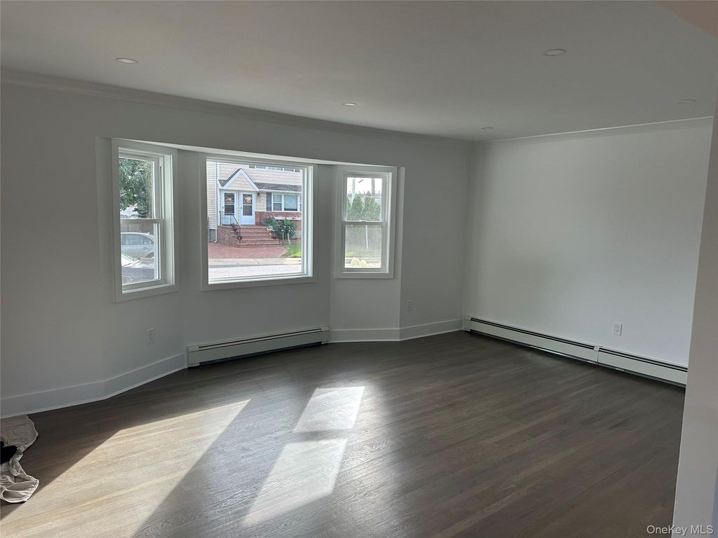 2216 Brooklyn Avenue, Merrick, NY 11566 — photo 5