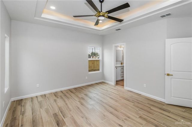 1008 W E Street, Mission, TX 78572