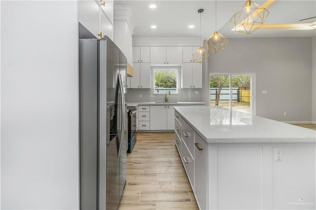 1008 W E Street, Mission, TX 78572