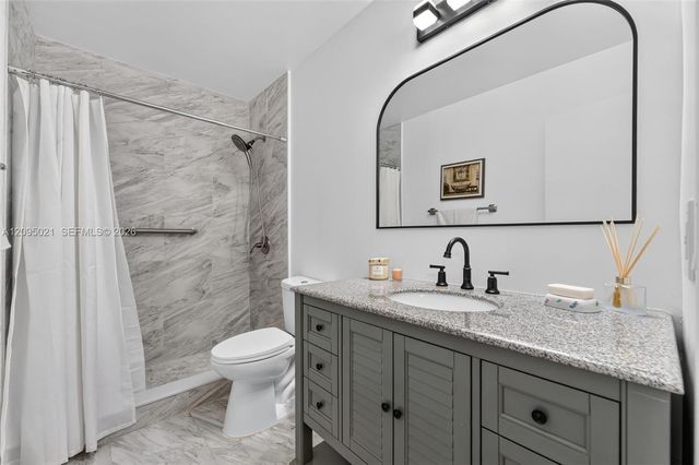 14285 SW 94th Cir Lane 104-25, Miami, FL 33186