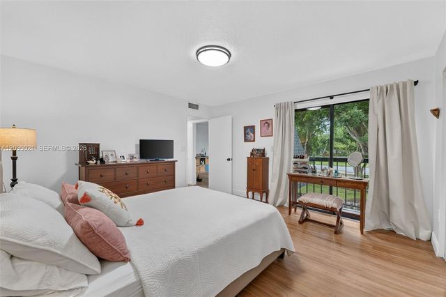 14285 SW 94th Cir Lane 104-25, Miami, FL 33186